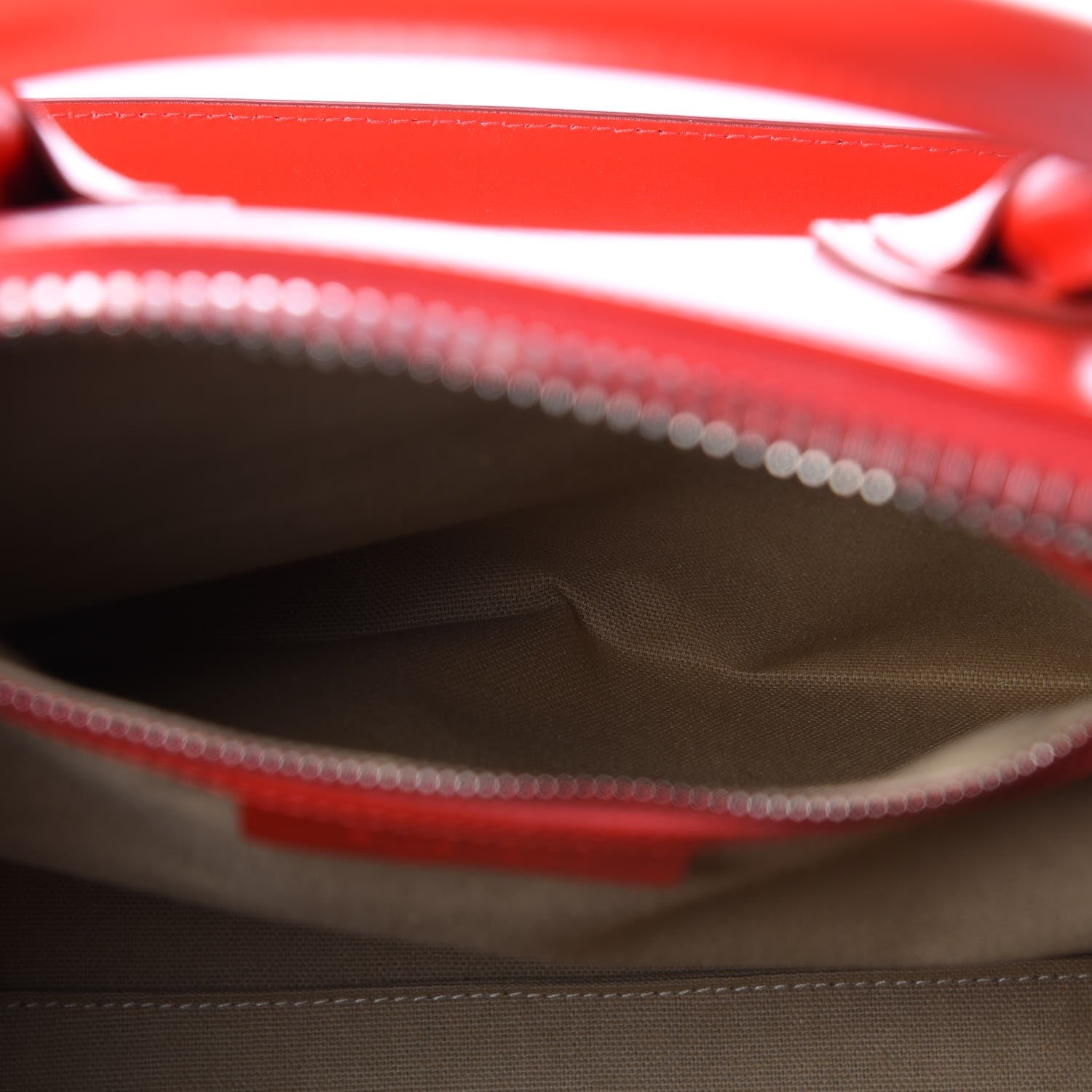 Givenchy Shiny Lord Calfskin Medium Antigona Medium Red 8 of 9