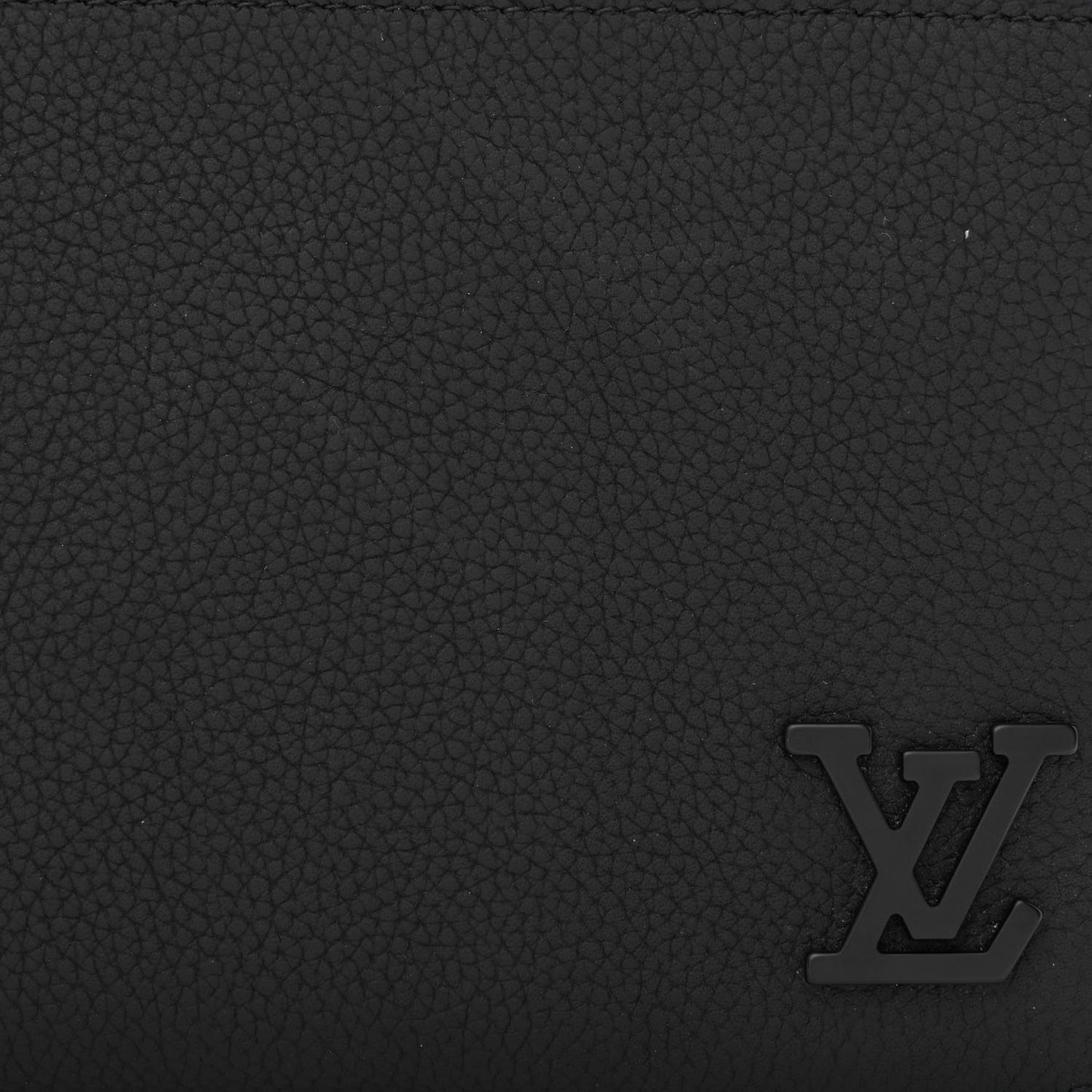Calfskin Aerogram Alpha Wearable Wallet Black