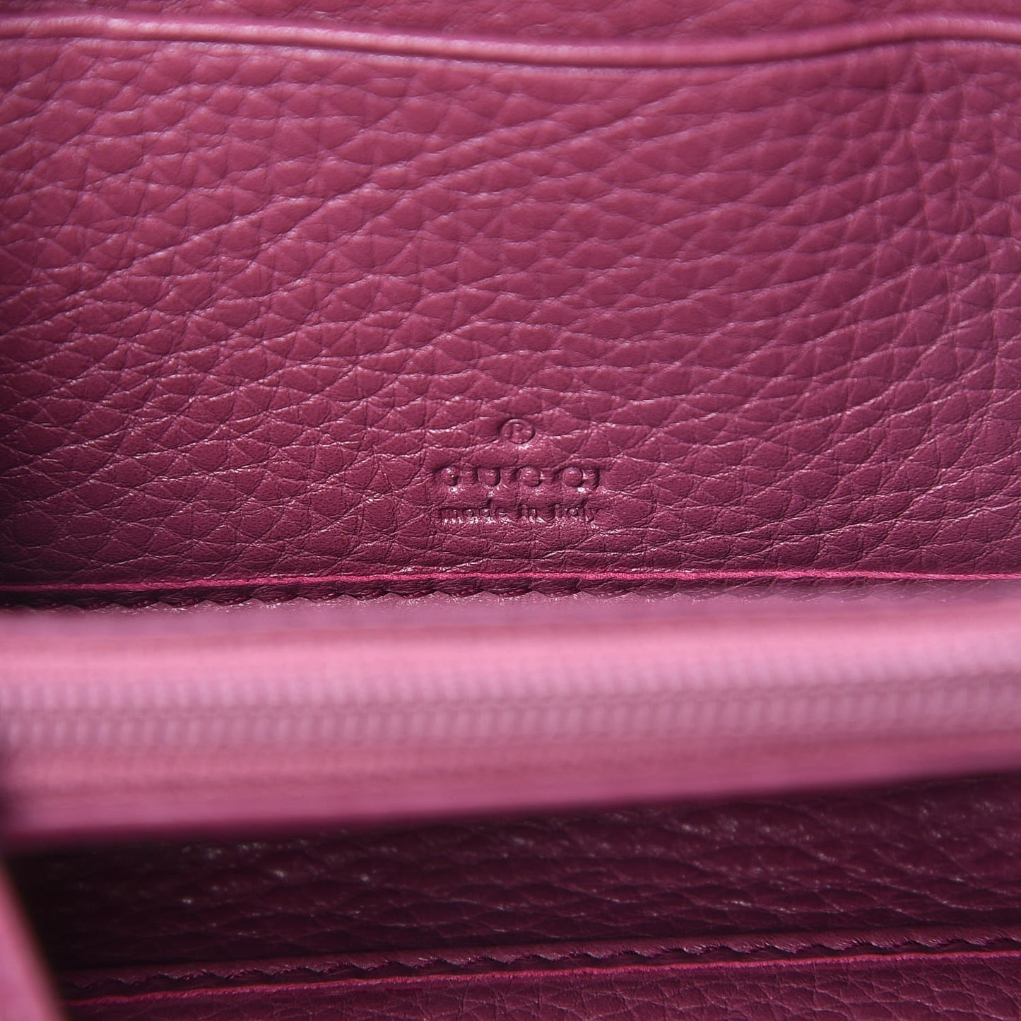 Pebbled Calfskin Soho Compact Disco Zip Around Wallet Peonia Flower