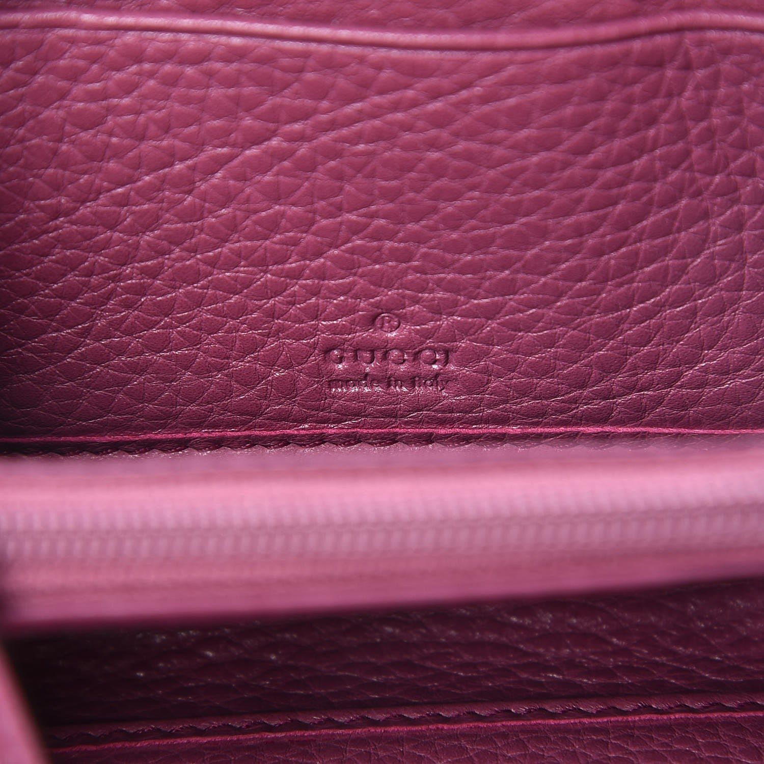 Gucci Pebbled Calfskin Soho Compact Disco Zip Around Wallet Peonia Flower 6 of 8