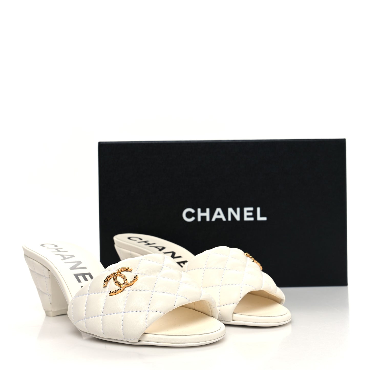 Lambskin Quilted Textured CC Mules 38 White