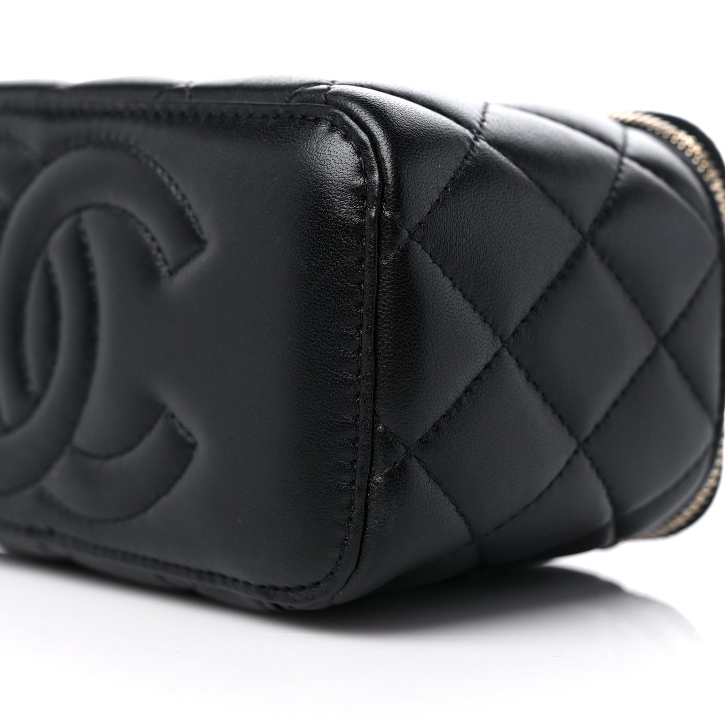 Lambskin Quilted Metal Small Top Handle Vanity Case With Chain Black