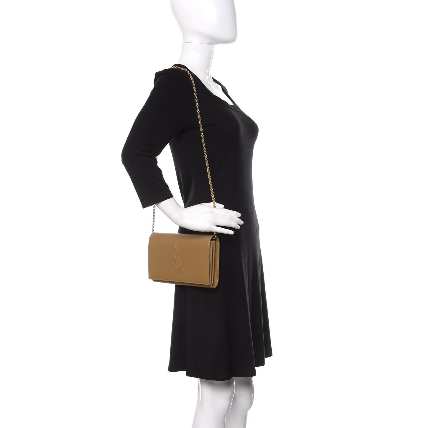 Calfskin Belle de Jour Chain Clutch Beige