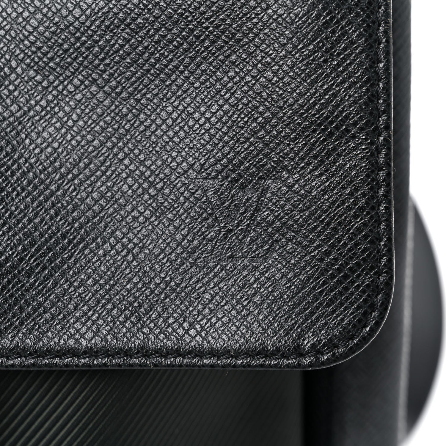 Louis Vuitton Taiga Saratov PM Ardoise 13 of 18
