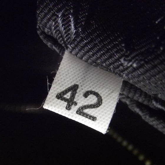 Vitello Daino Shoulder Bag Black