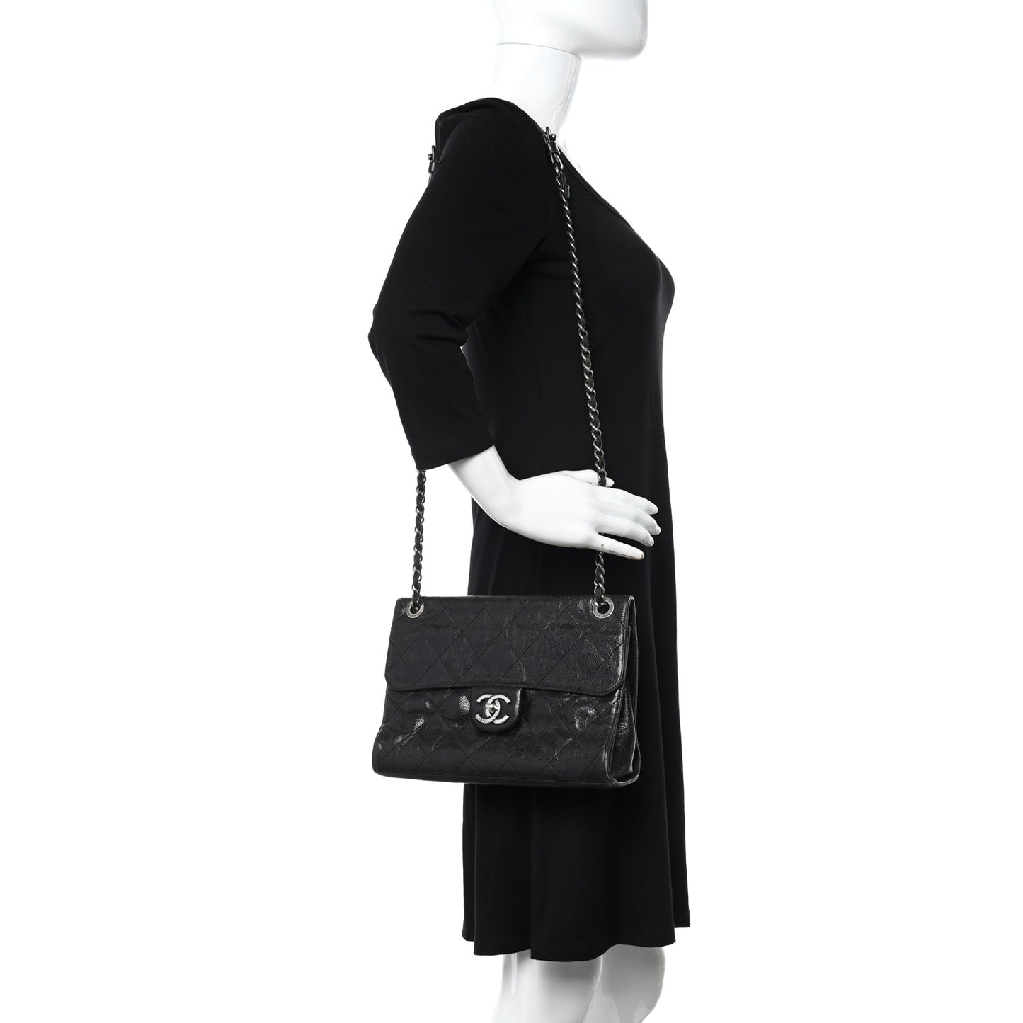 Crumpled Grained Calfskin Medium CC Crave Flap Black