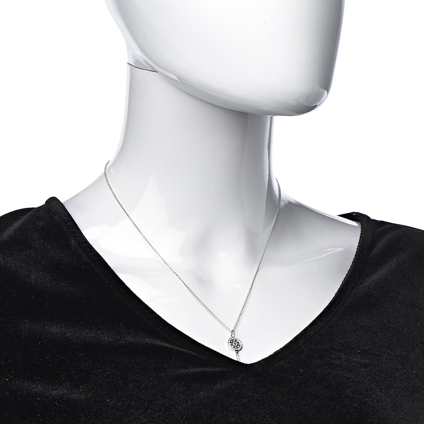 18K White Gold Diamond Mini Petals Key Pendant