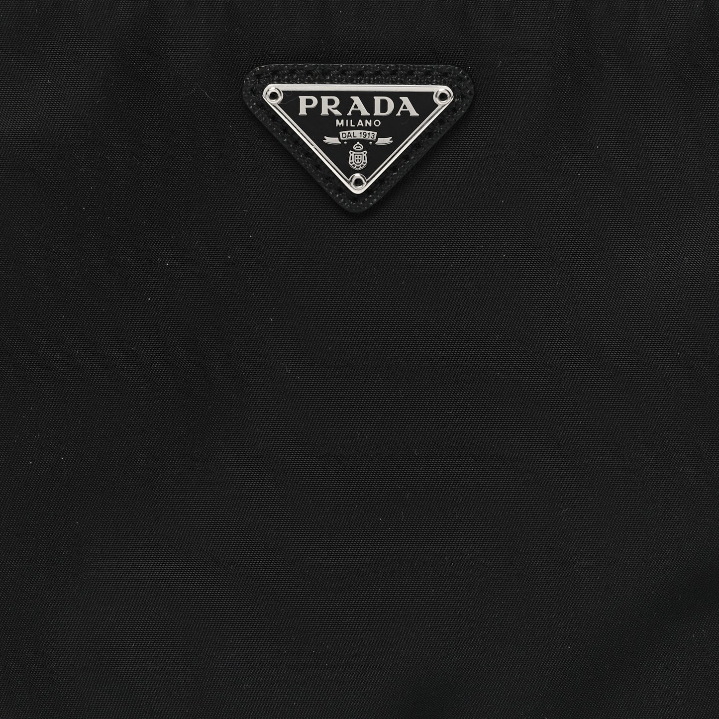 Re-Nylon Vela Pouch Black