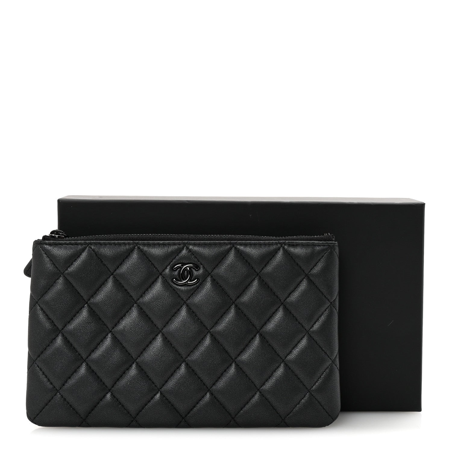 Chanel Pearly Lambskin Quilted Cosmetic Case So Black 8 of 8