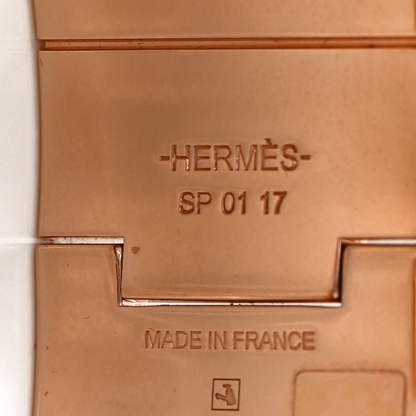 Enamel Charniere Uni Wide Hinged Bracelet L Black