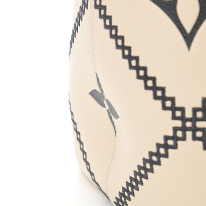 Louis Vuitton Empreinte Monogram Giant Broderies Neonoe MM Cream Black 11 of 12