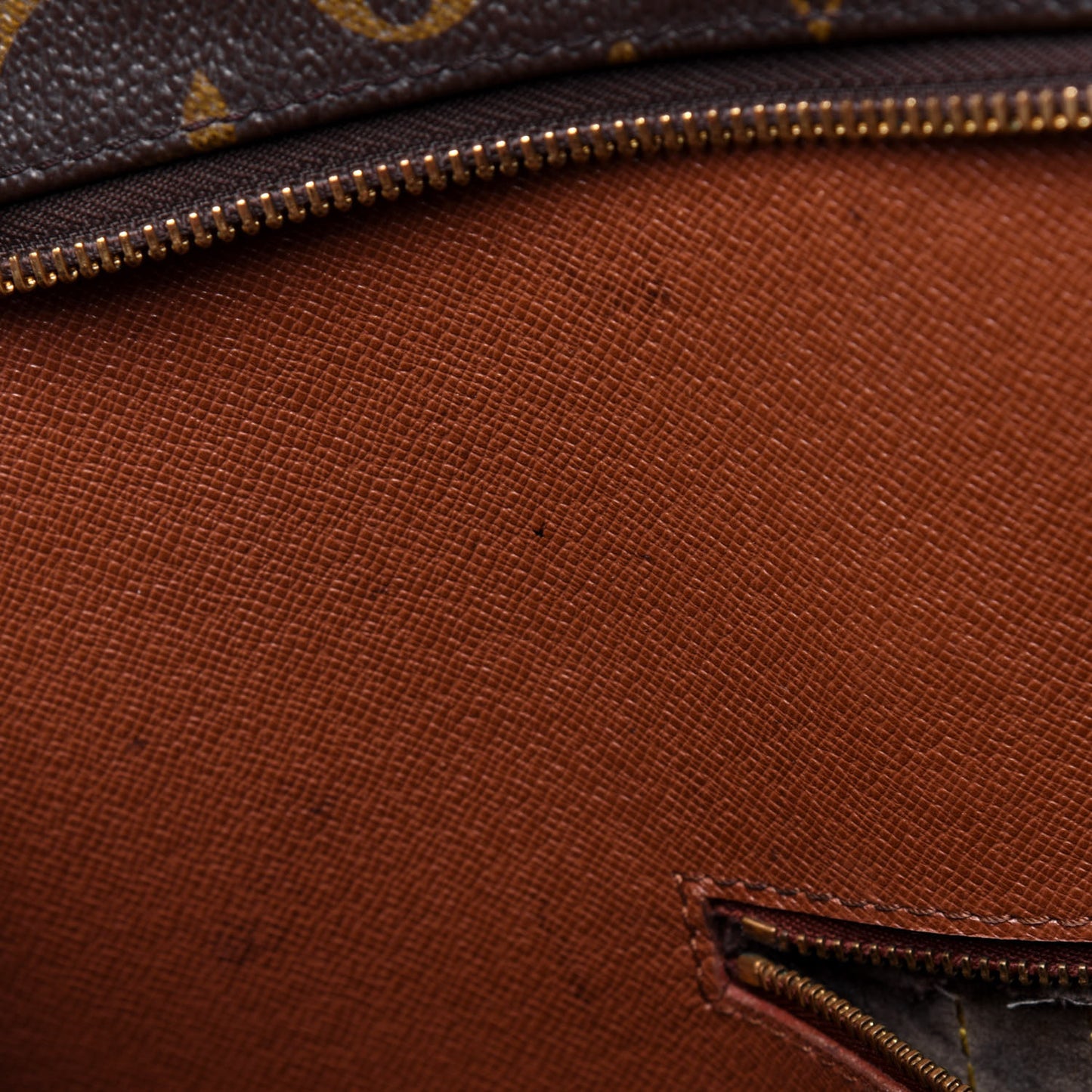Monogram Babylone
