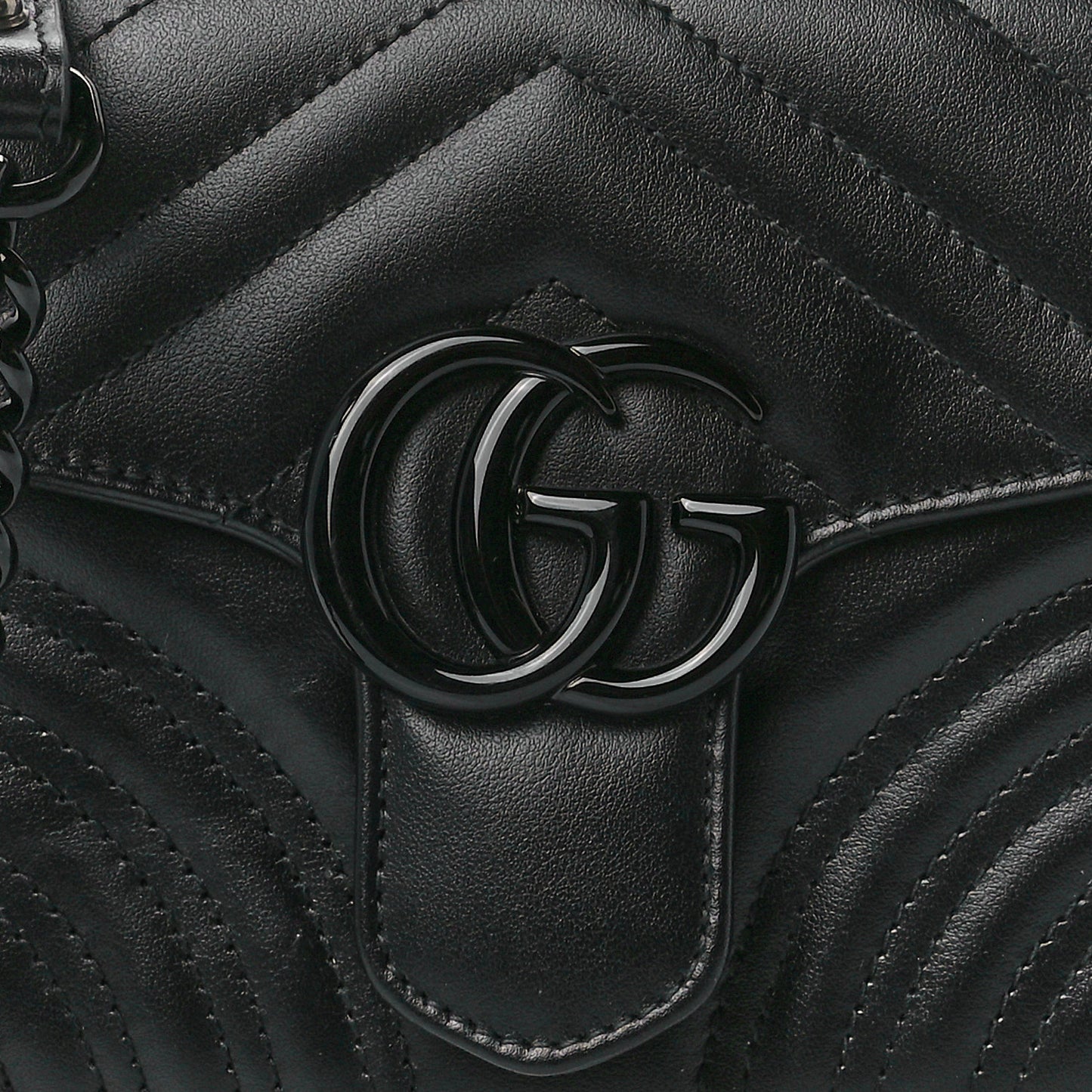 Calfskin Matelasse Monochrome Mini GG Marmont Top Handle Shoulder Bag Black