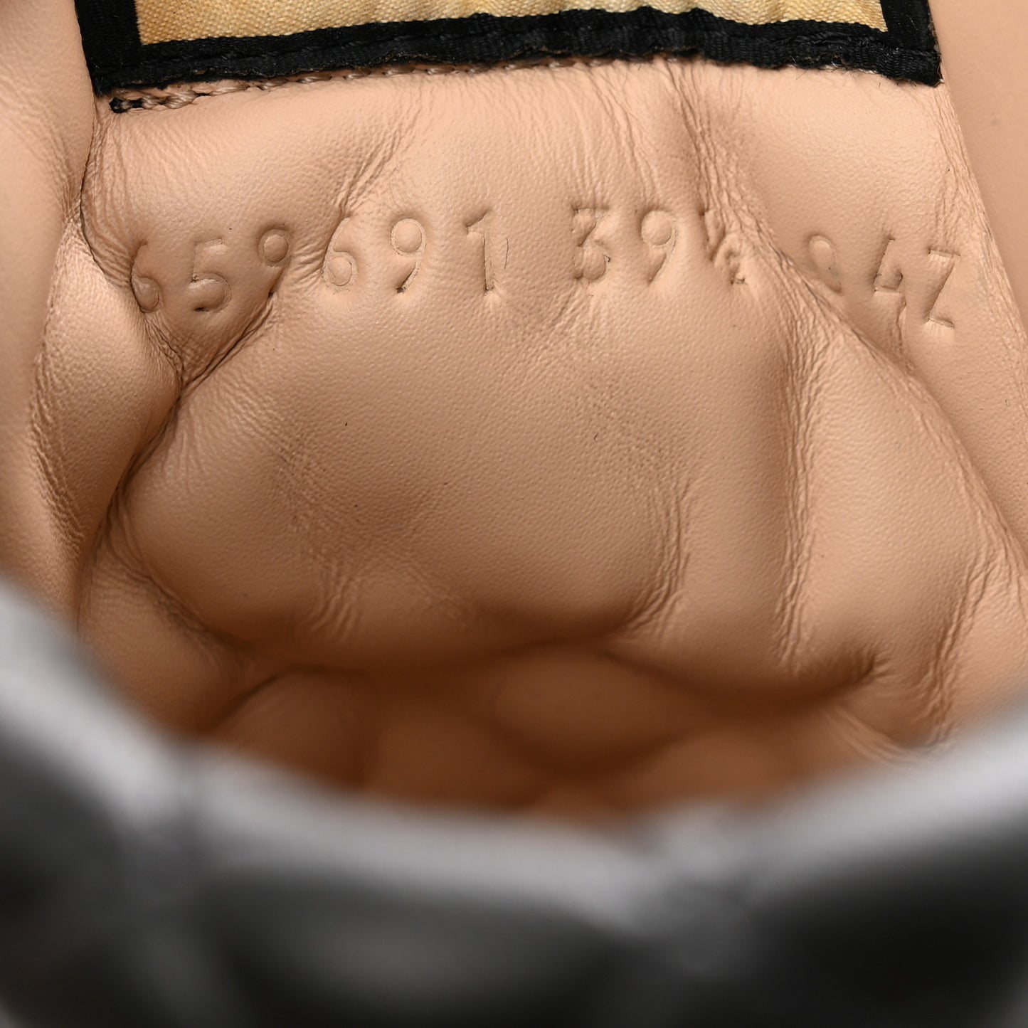 Magnum Calfskin Nappa Quilted Lace Up Ankle Boots 39.5 Black