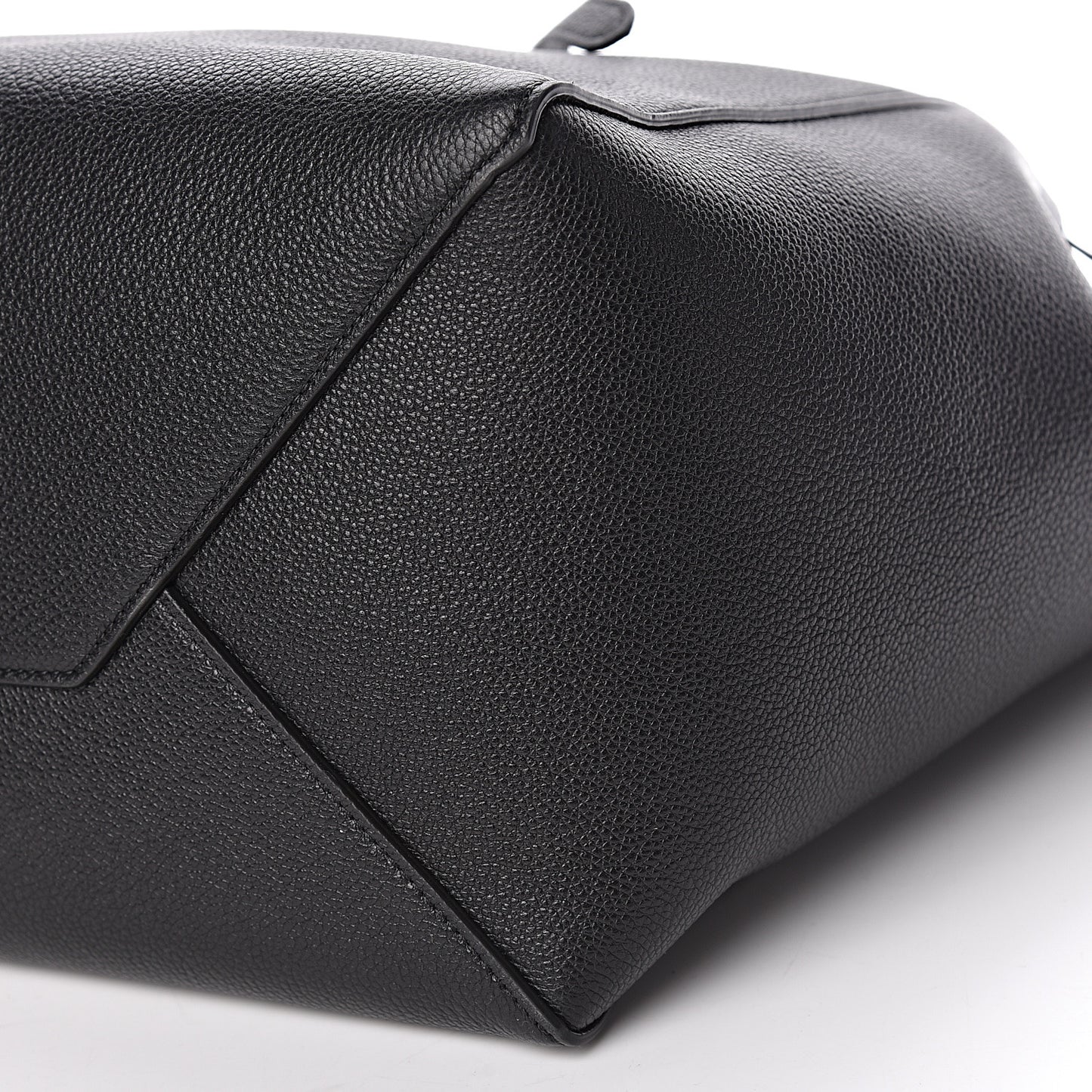 Soft Grained Calfskin Small Belt Cabas Phantom Black