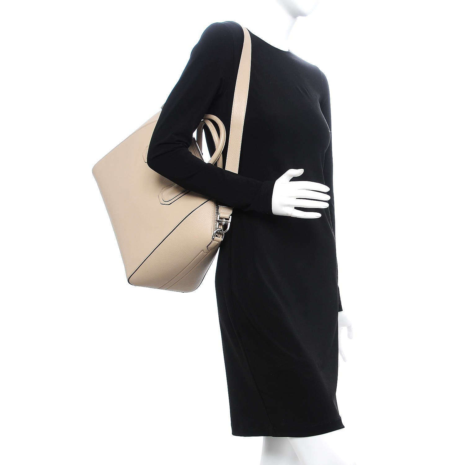 Givenchy Sugar Goatskin Medium Antigona Mastic 2 of 21