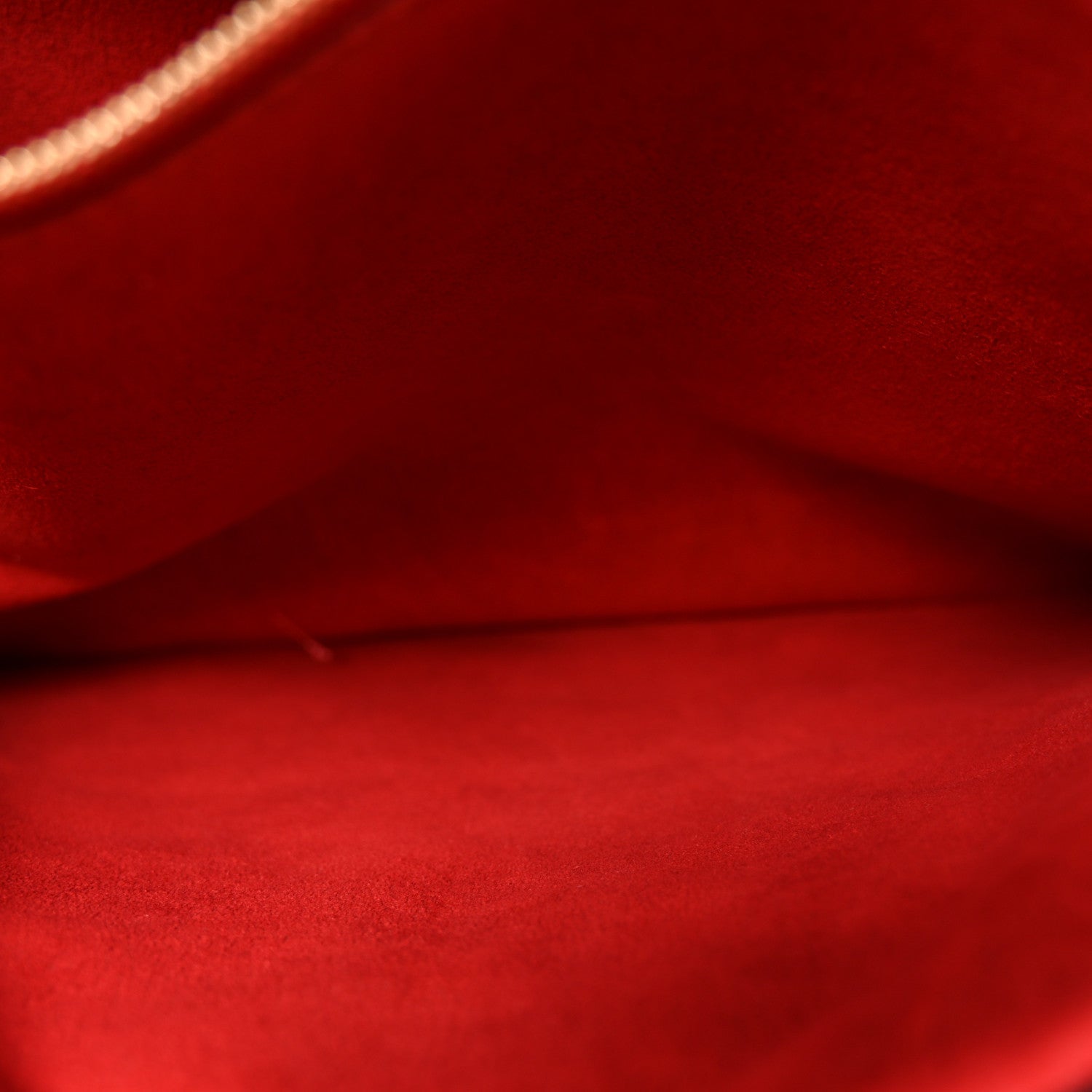 Louis Vuitton Patent Embossed Monogram Lambskin Coussin MM Black Red 5 of 11
