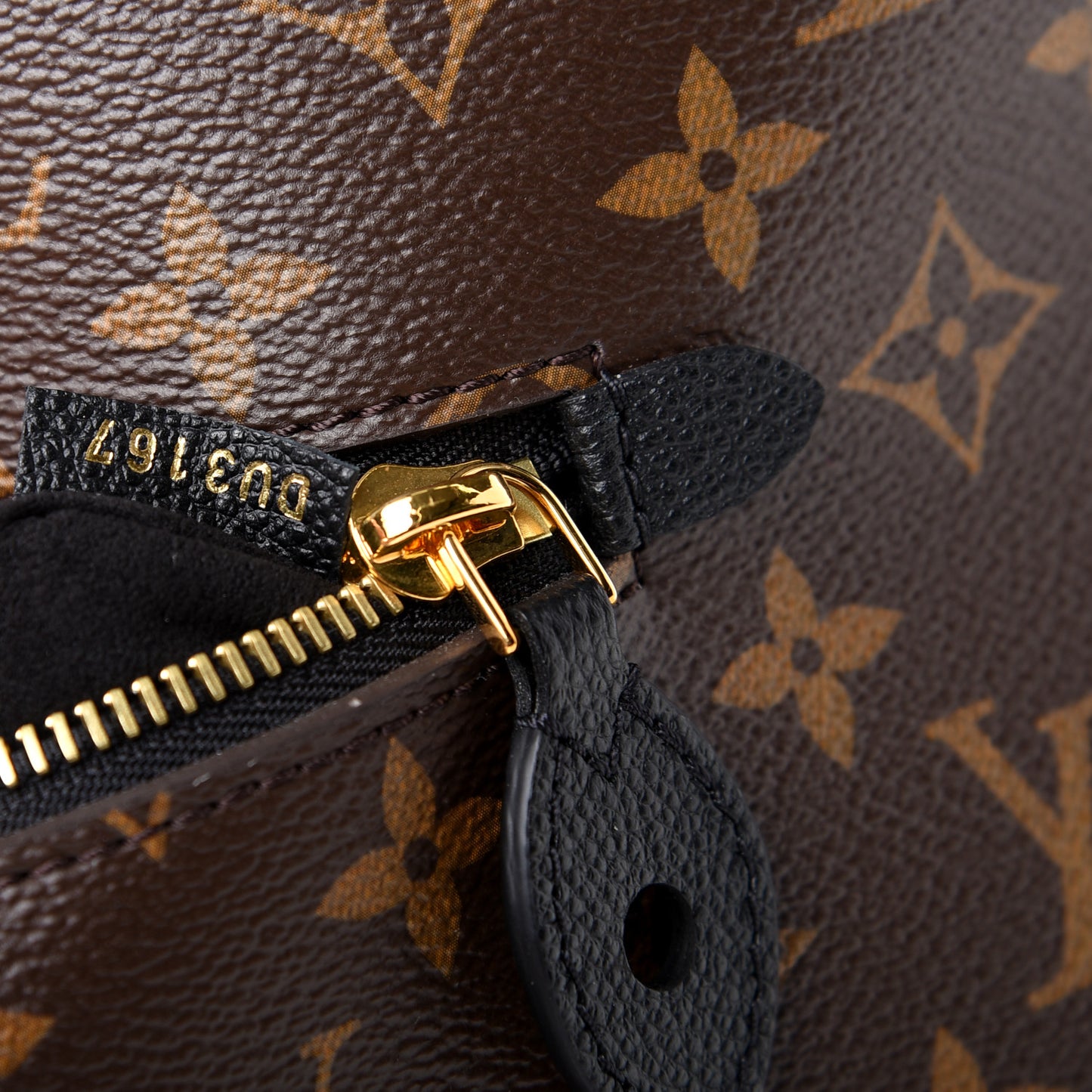 Monogram Popincourt MM Black