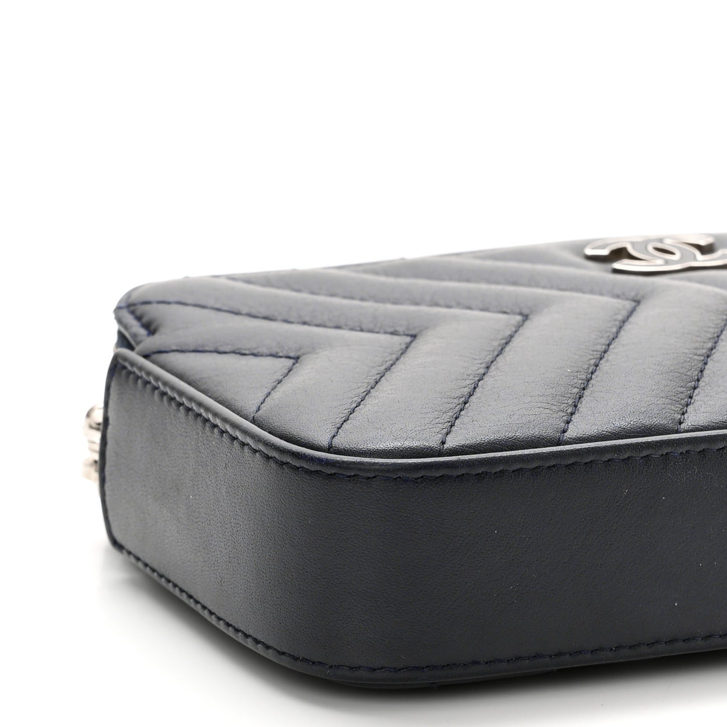 Calfskin Chevron Quilted Tassel Clutch With Chain Navy