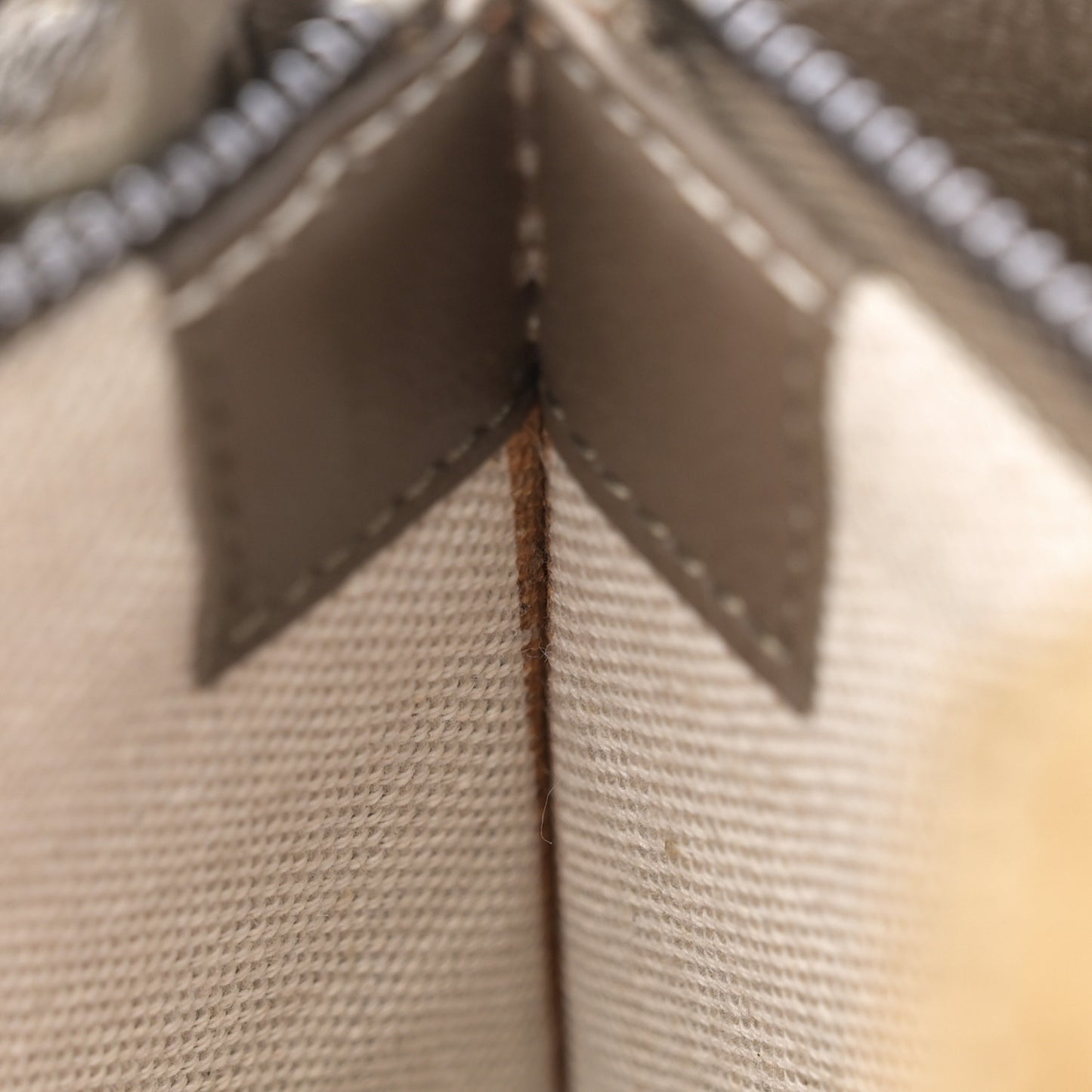 Suede Rebel Tote Brown