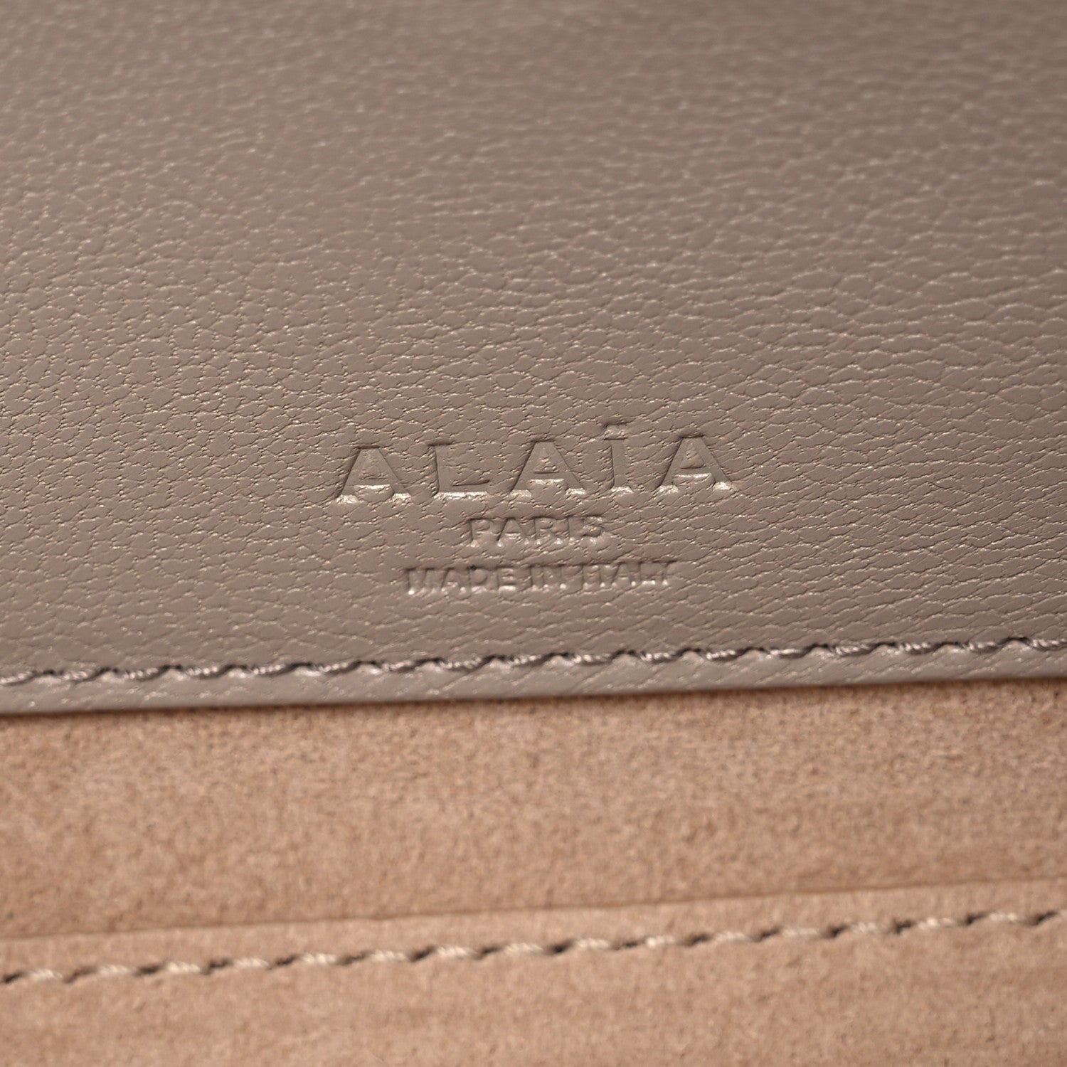 Alaia Goatskin Medium Le Teckel Bag Grege 7 of 14