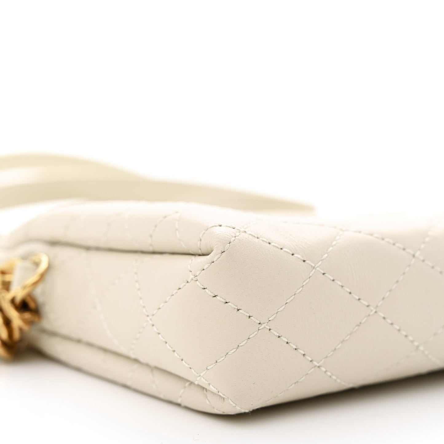 Lambskin Quilted Gaby Zipped Pouch Crema Soft