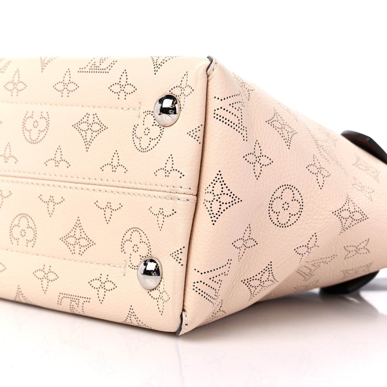 Louis Vuitton Mahina Hina PM Cream 9 of 10