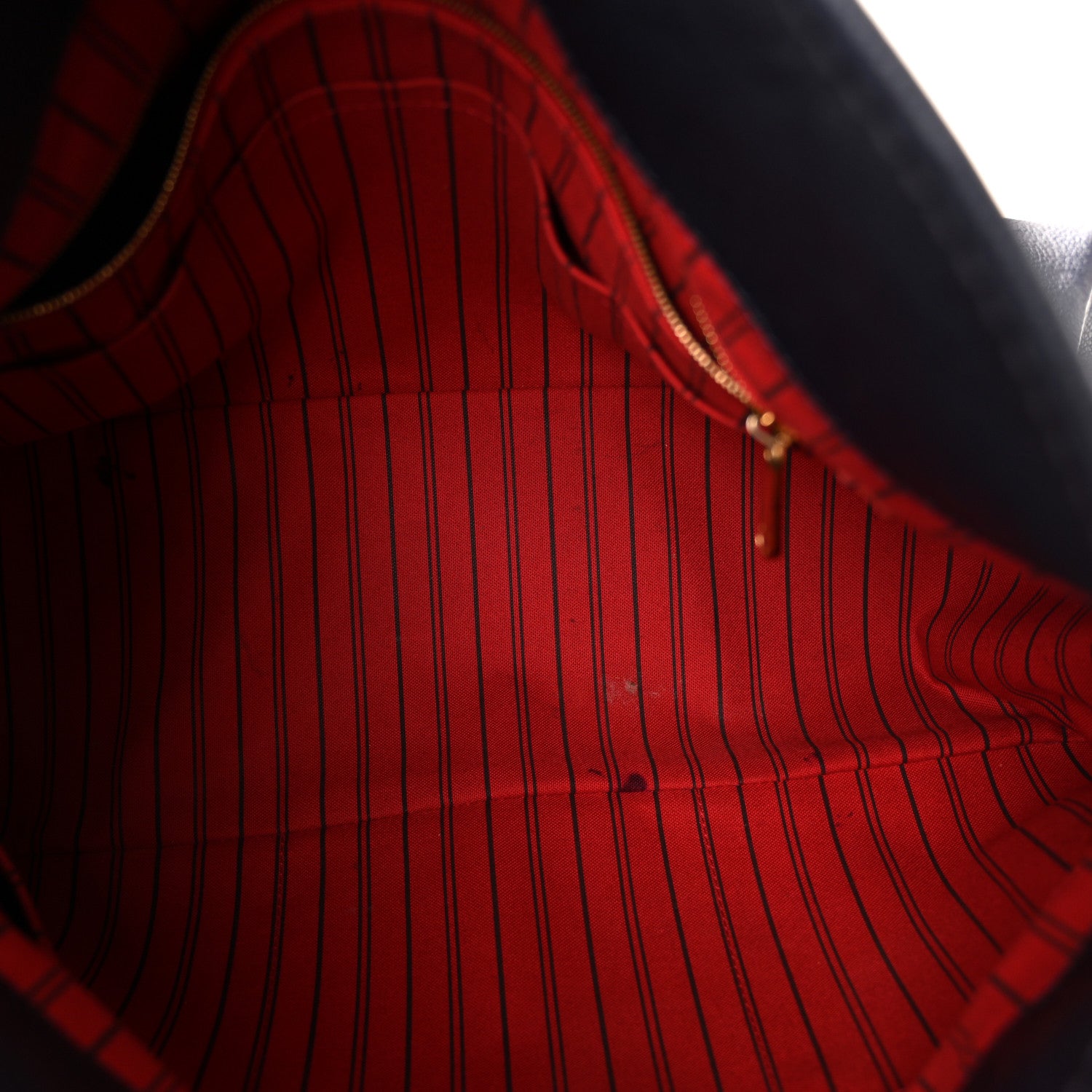 Louis Vuitton Empreinte Artsy MM Marine Rouge 5 of 9
