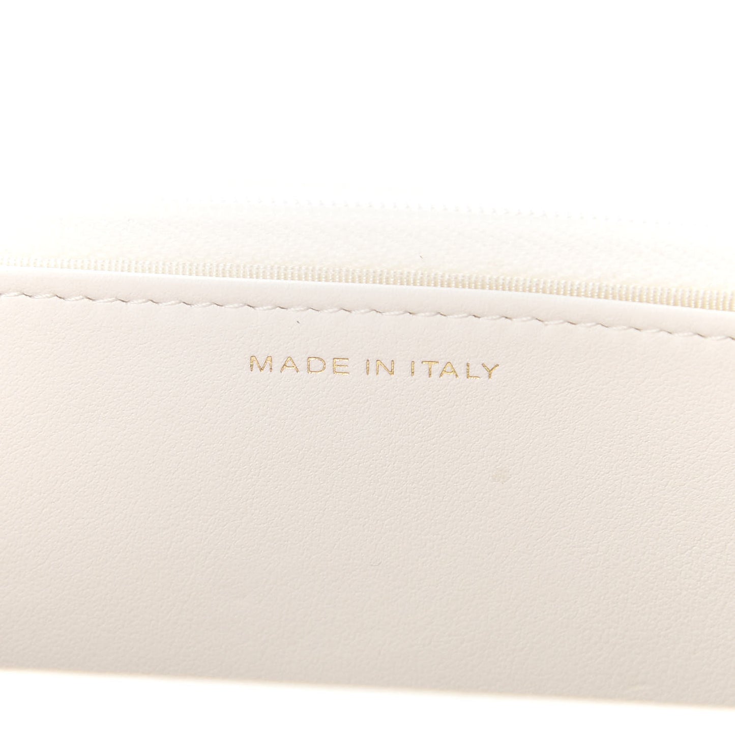 Caviar Quilted Wallet On Chain WOC White