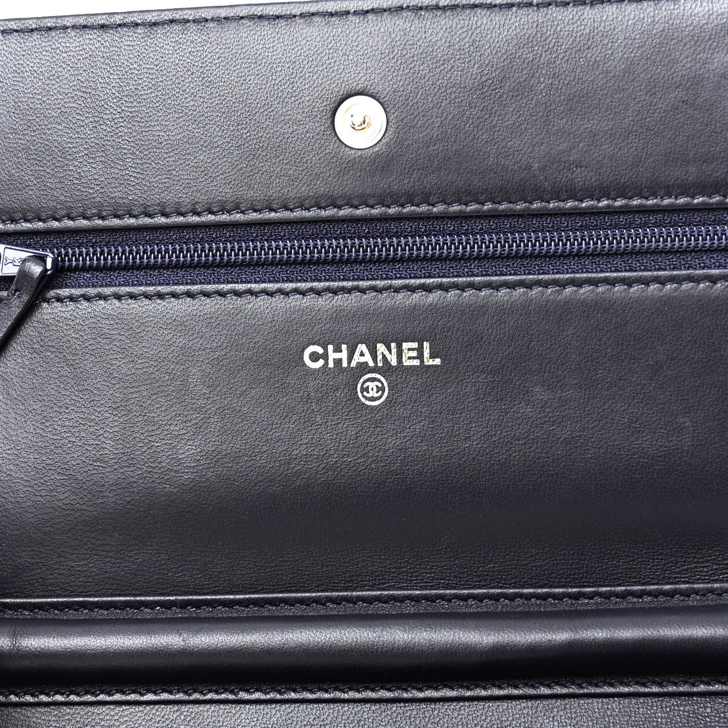 Lambskin Quilted Wallet On Chain WOC Navy Blue