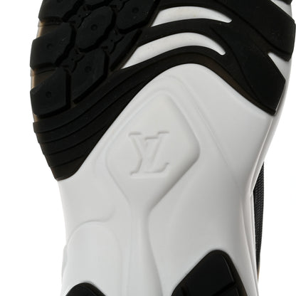 Louis Vuitton Monogram Calfskin Run 55 Sneakers 38 Black 8 of 9