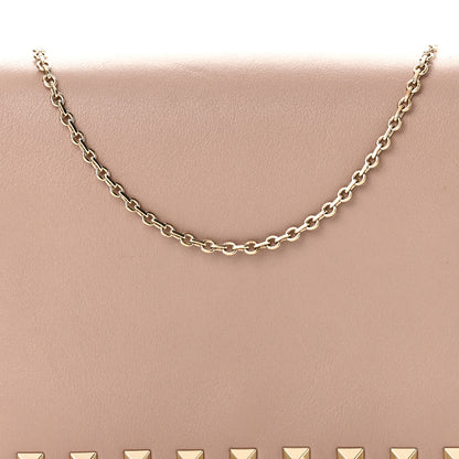Valentino Garavani Vitello Rockstud Wallet on Chain Poudre 8 of 10