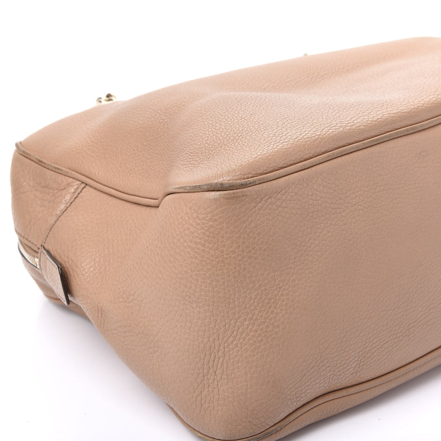Pebbled Calfskin Medium Soho Bowler Camelia