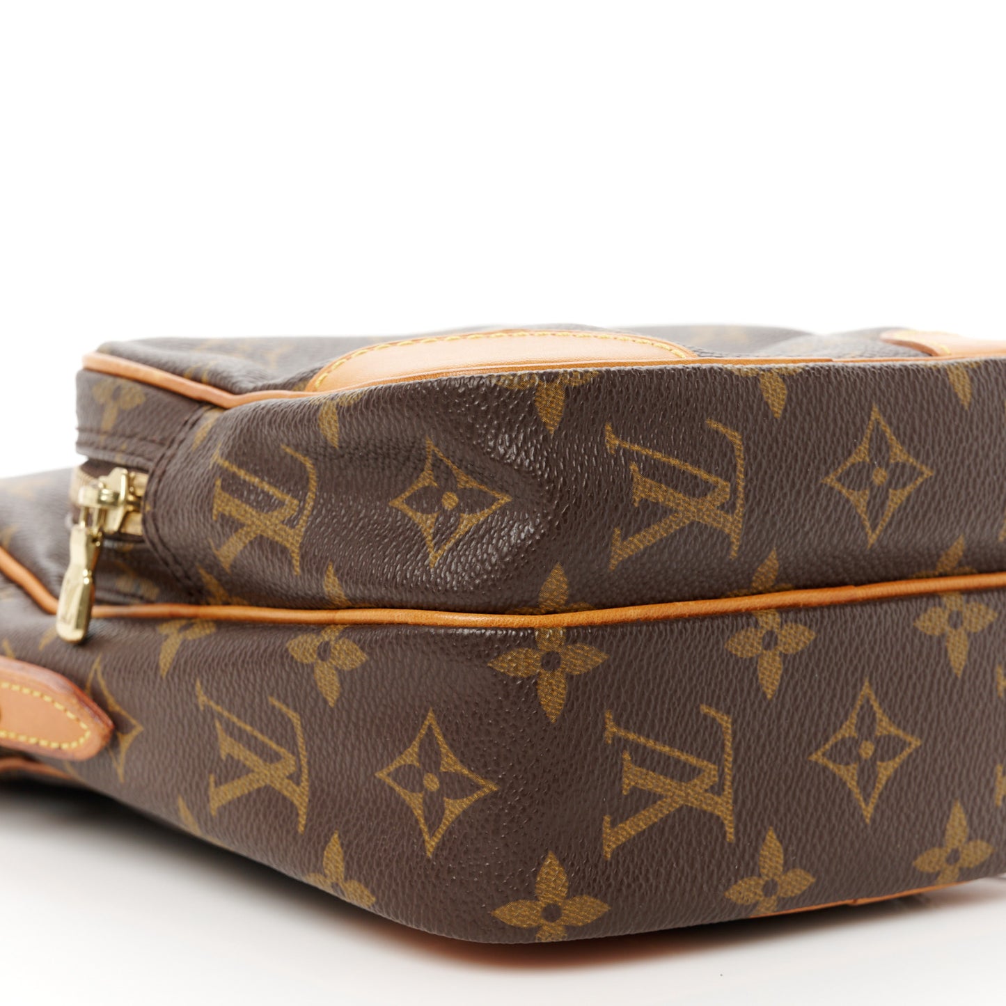 Monogram Amazone