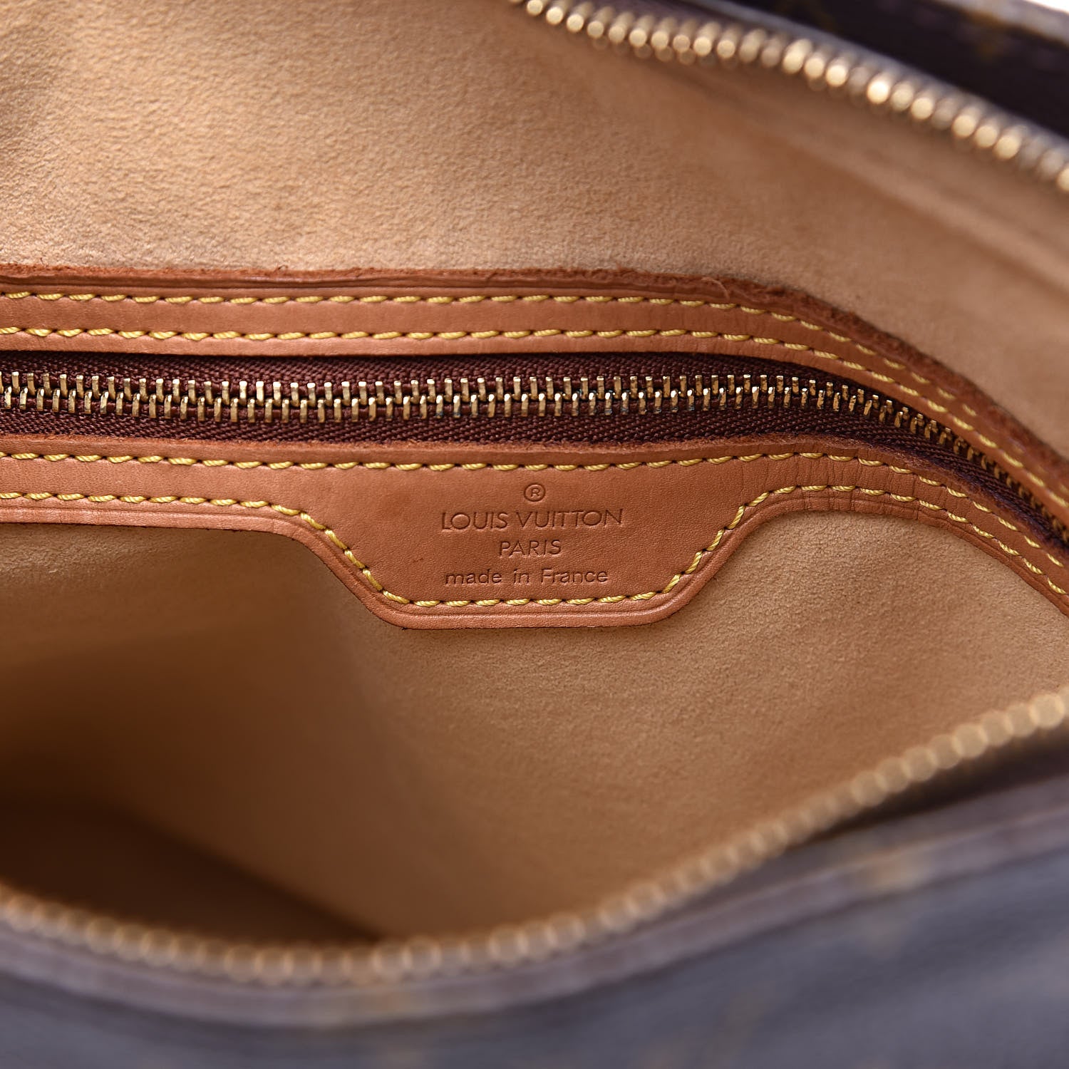 Louis Vuitton Monogram Looping GM 6 of 13