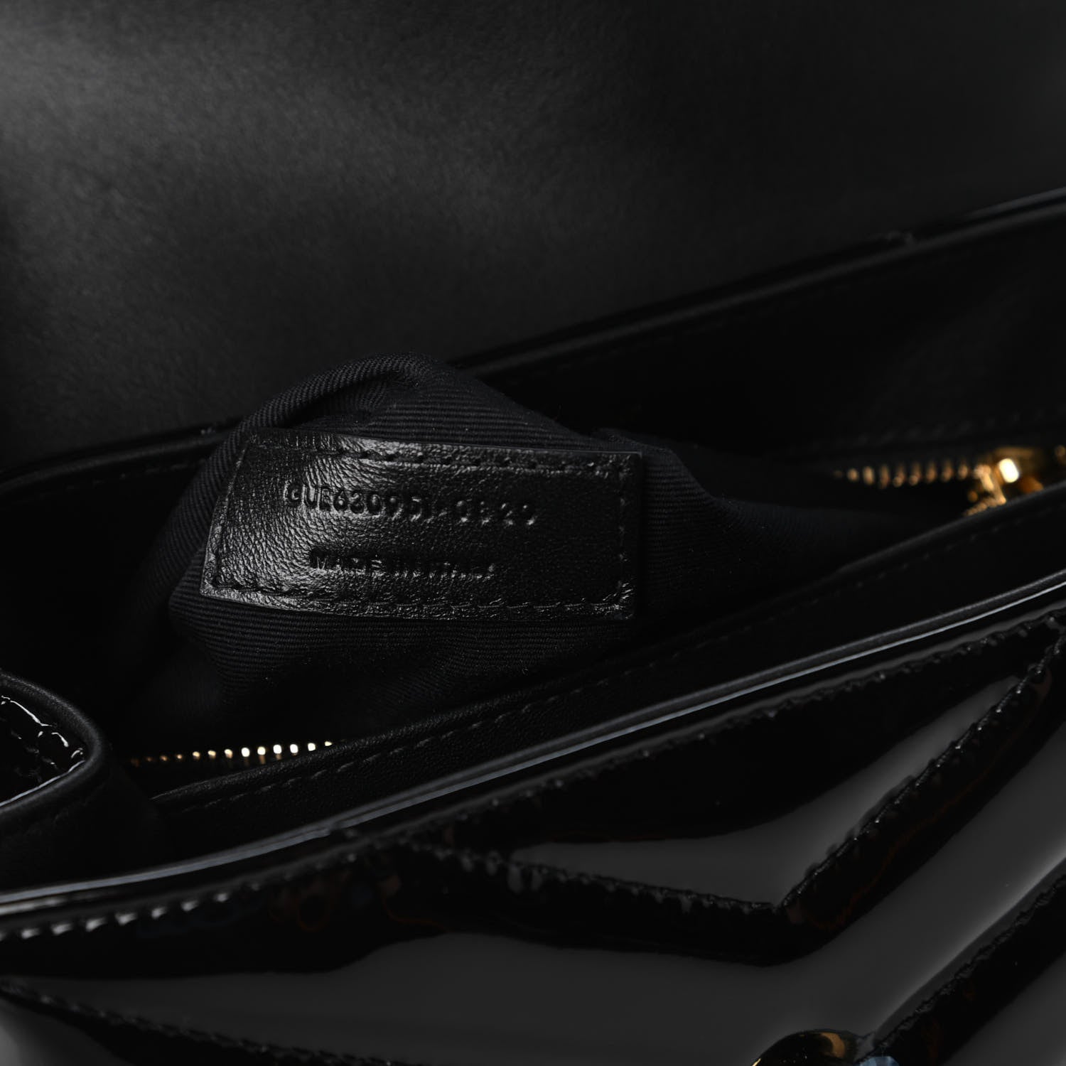 Saint Laurent Patent Y Quilted Monogram Toy Loulou Crossbody Bag Black 9 of 11