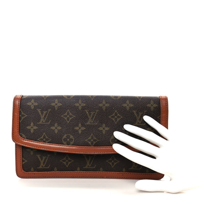 Louis Vuitton Monogram Pochette Dame 26 2 of 7