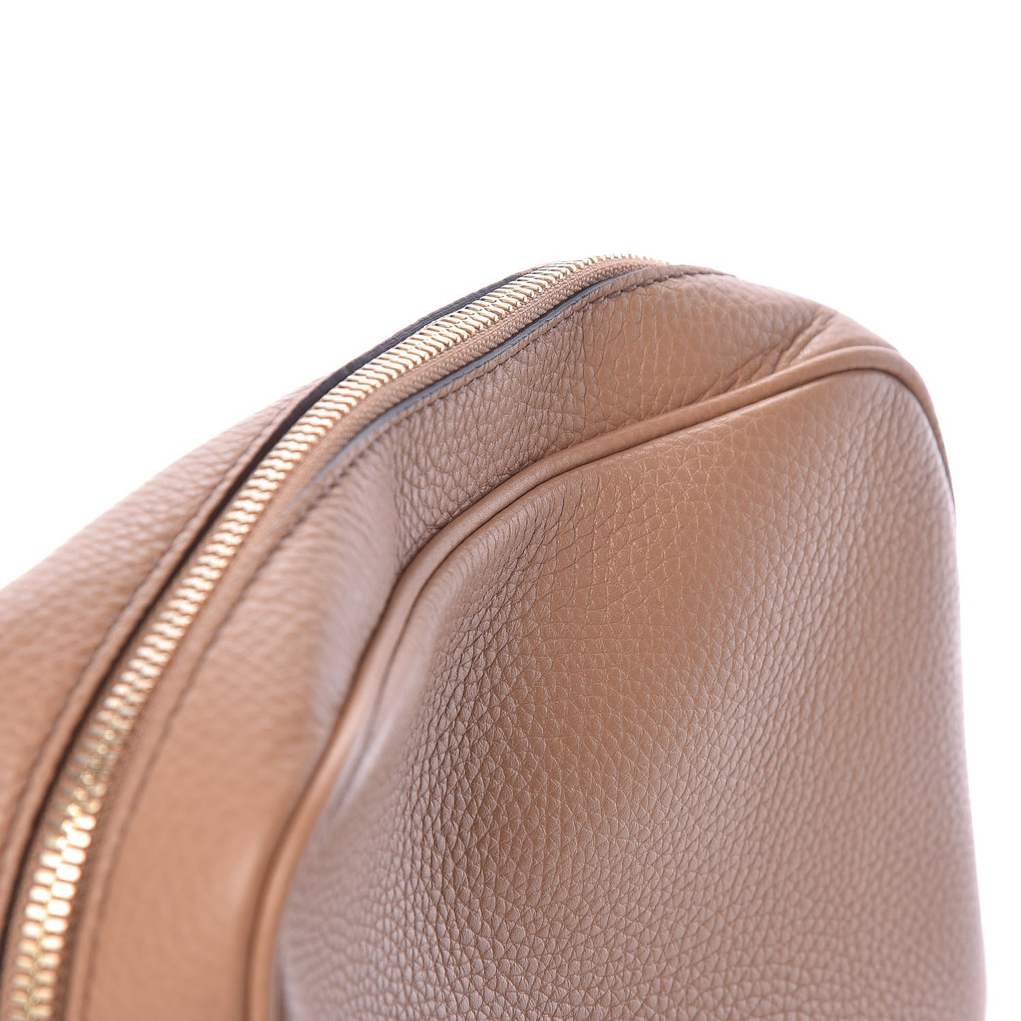Pebbled Calfskin Small Soho Disco Bag Camelia