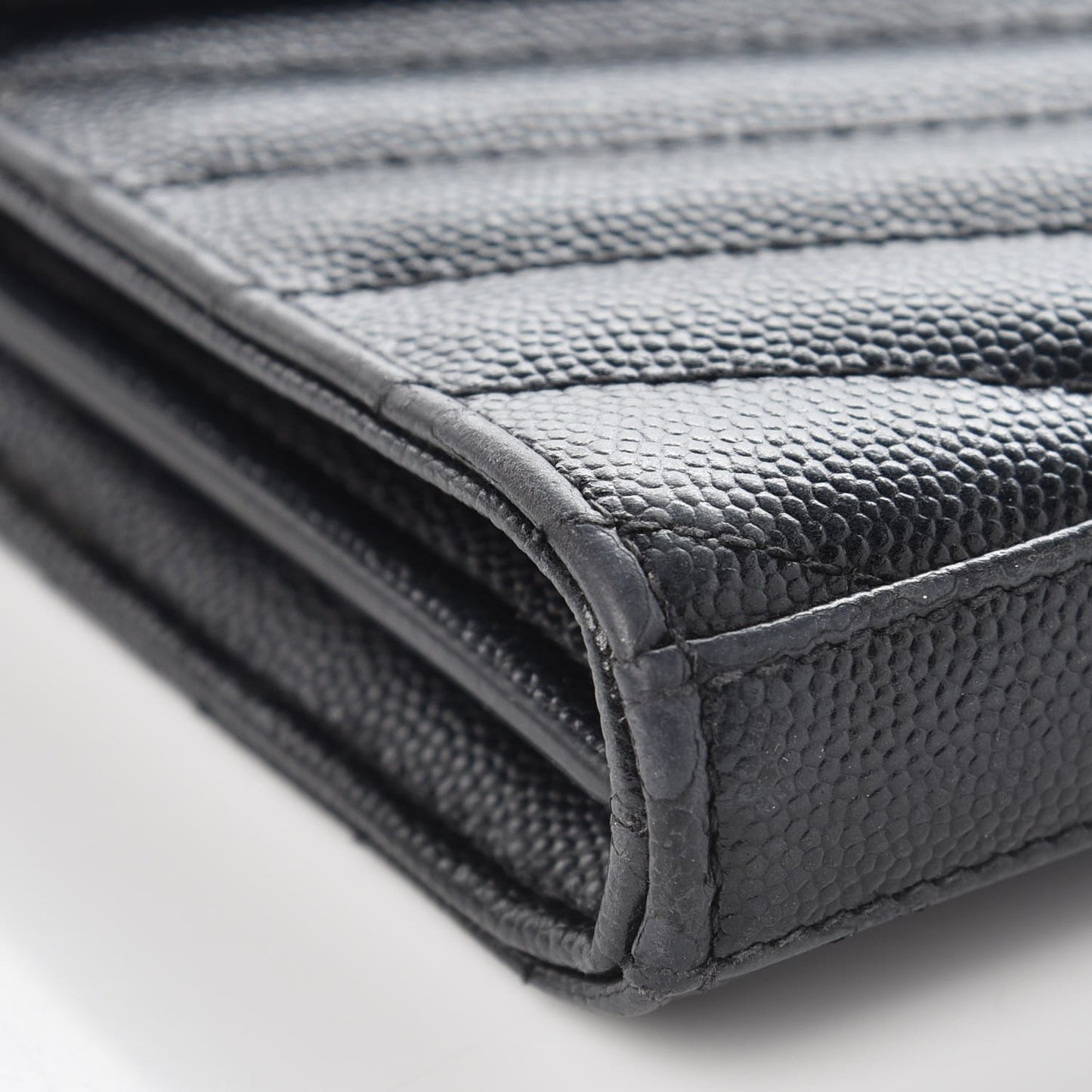 Grain De Poudre Matelasse Chevron Monogram Chain Wallet Black