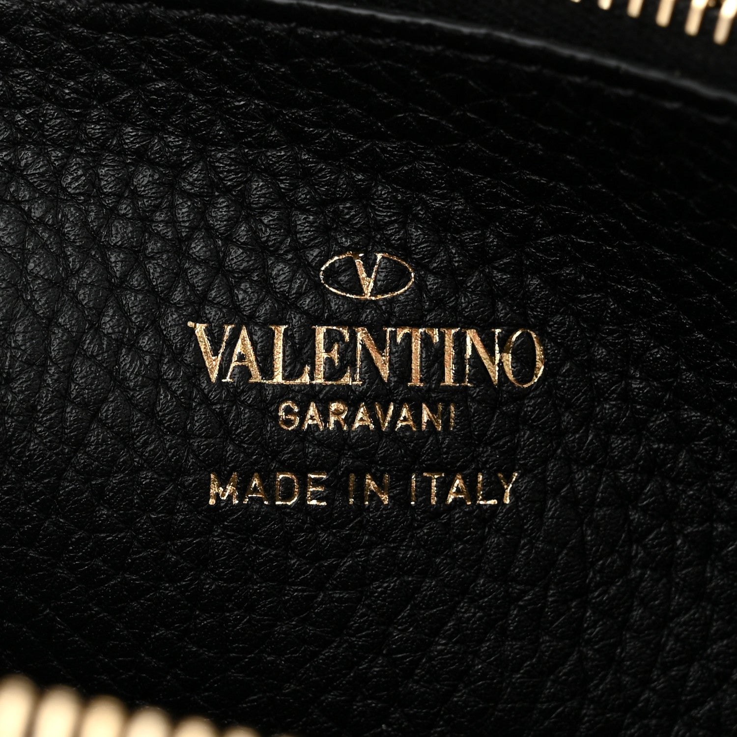 Valentino Garavani Pebbled Calfskin Rockstud Zip Around Wallet Black 7 of 7