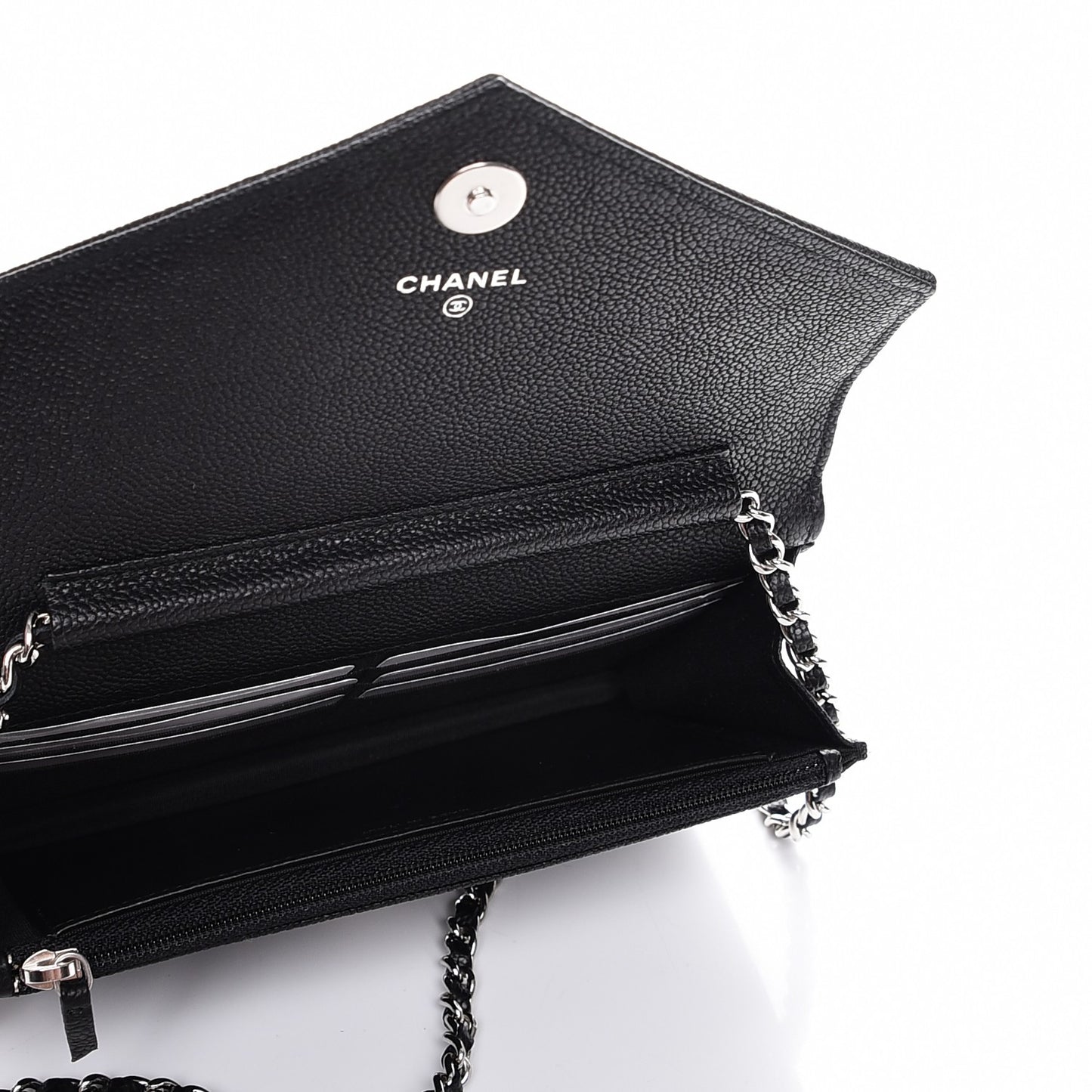Caviar Chevron Quilted Wallet On Chain WOC Black