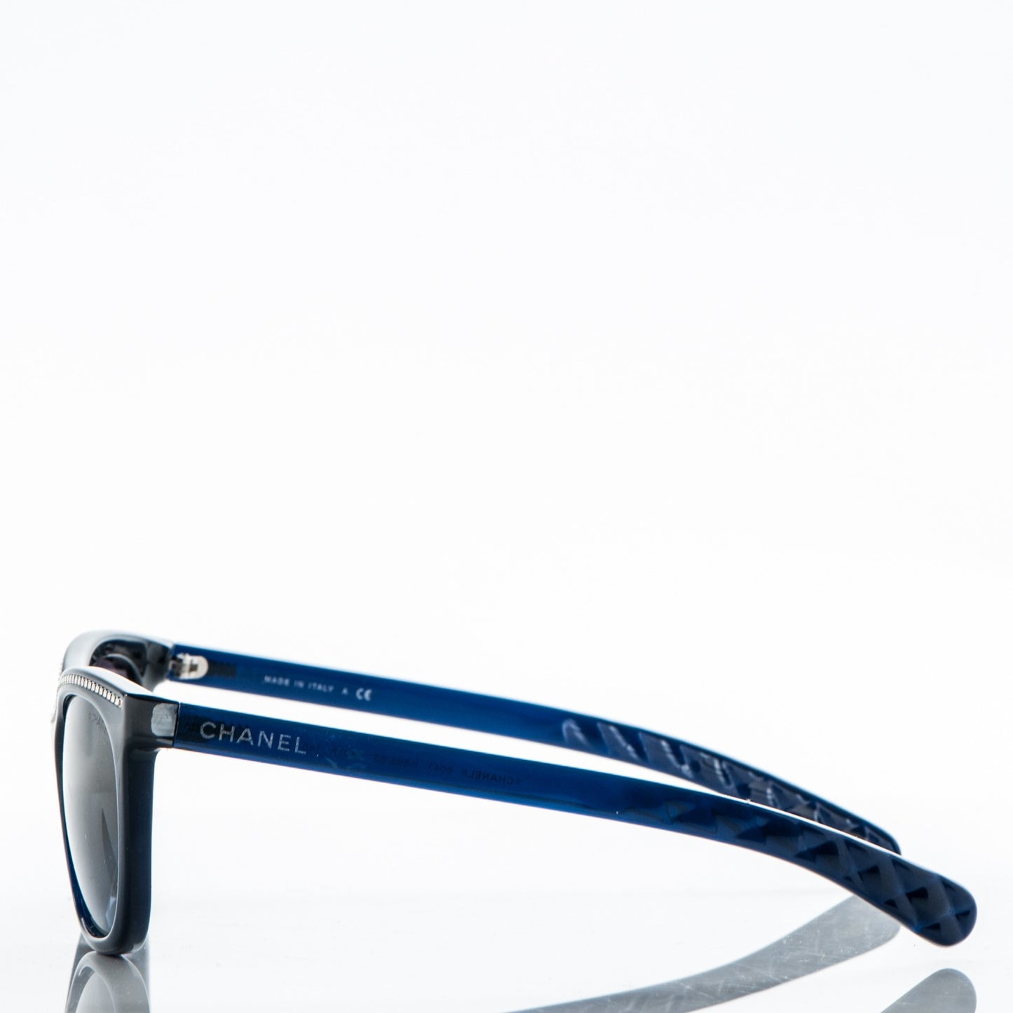 Cat Eye Chain Sunglasses 6041 Navy Blue