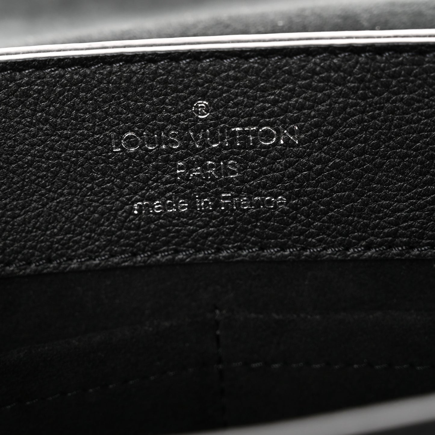 Soft Calfskin Lockme Ever MM Black