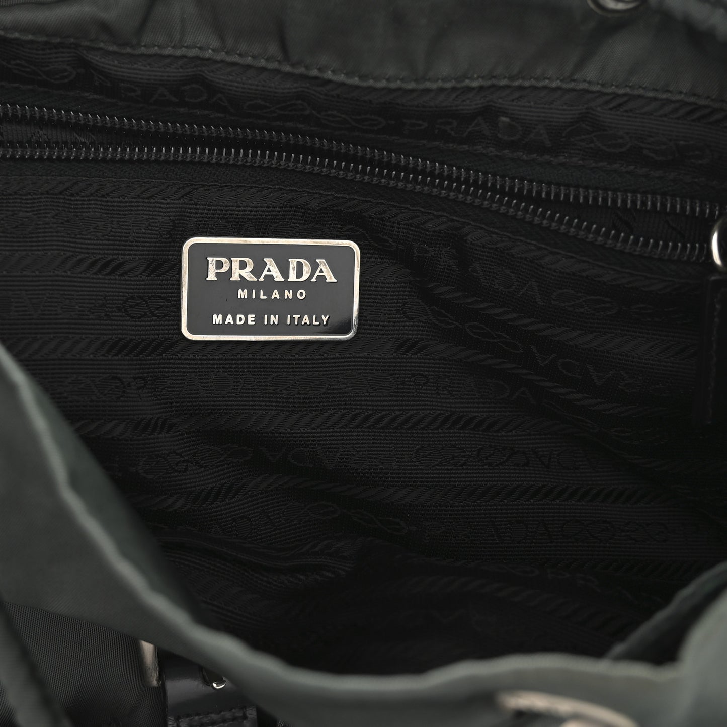 Nylon Vela Medium Backpack Green
