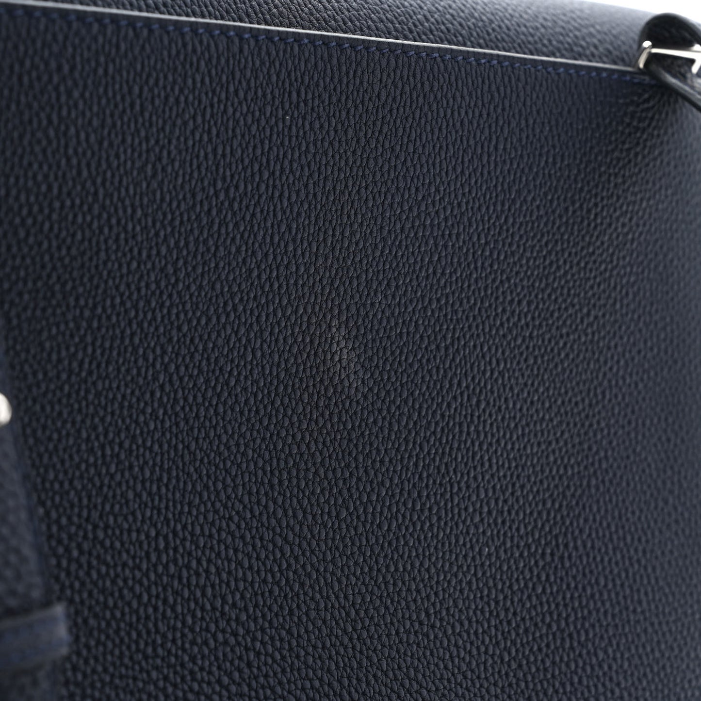 Togo Sac A Depeches 29 Messenger Bag Bleu Nuit