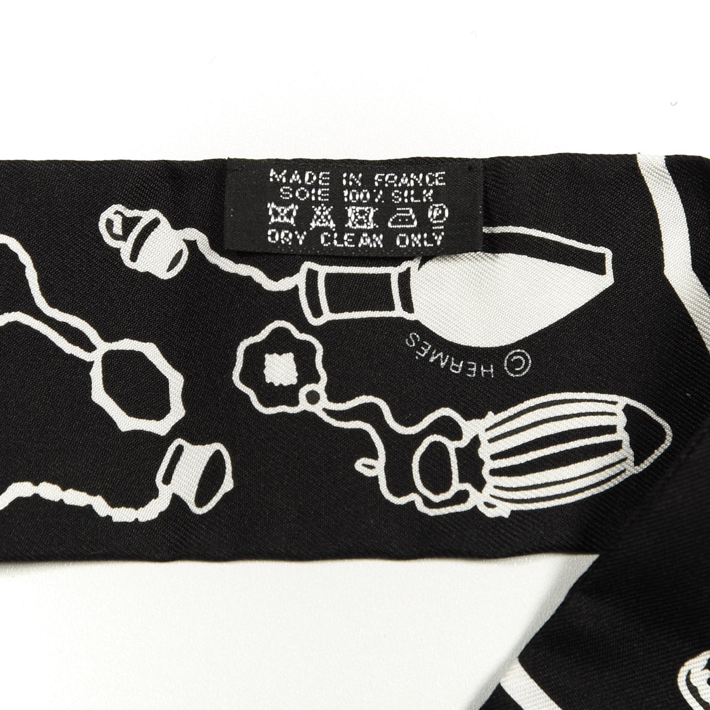 Silk Les Flacons Bandana Twilly Prune Black White