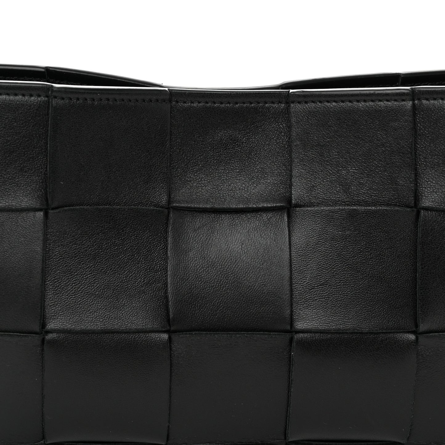 Calfskin Maxi Intrecciato Cassette Pouch On Strap Black