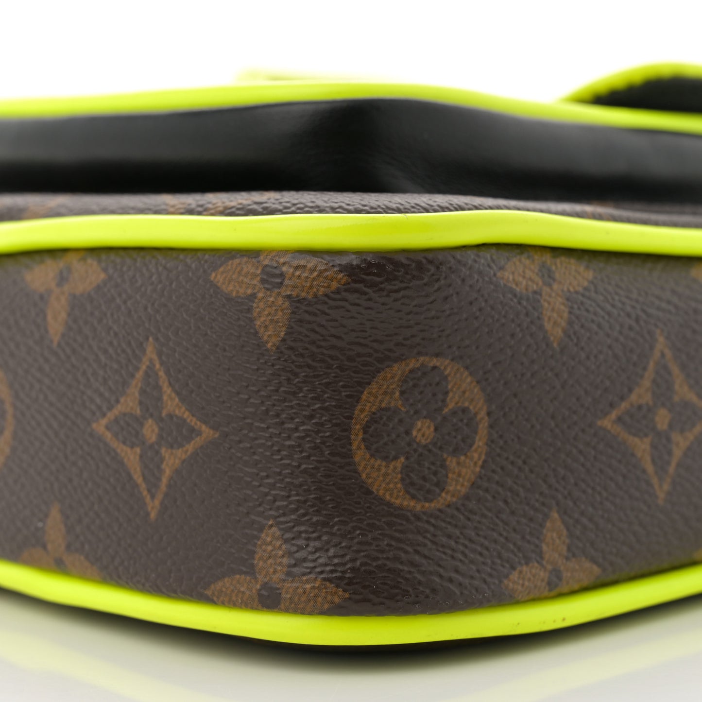 Monogram Macassar Christopher Wearable Wallet Fluorescent Yellow