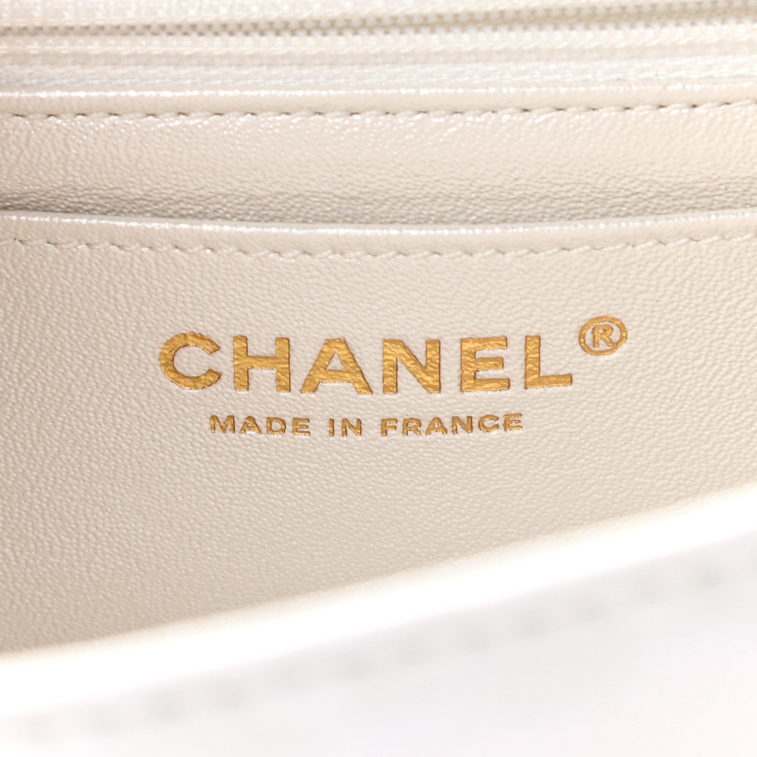 Chanel Iridescent Calfskin Embossed 2.55 Reissue Mini Flap White 6 of 10