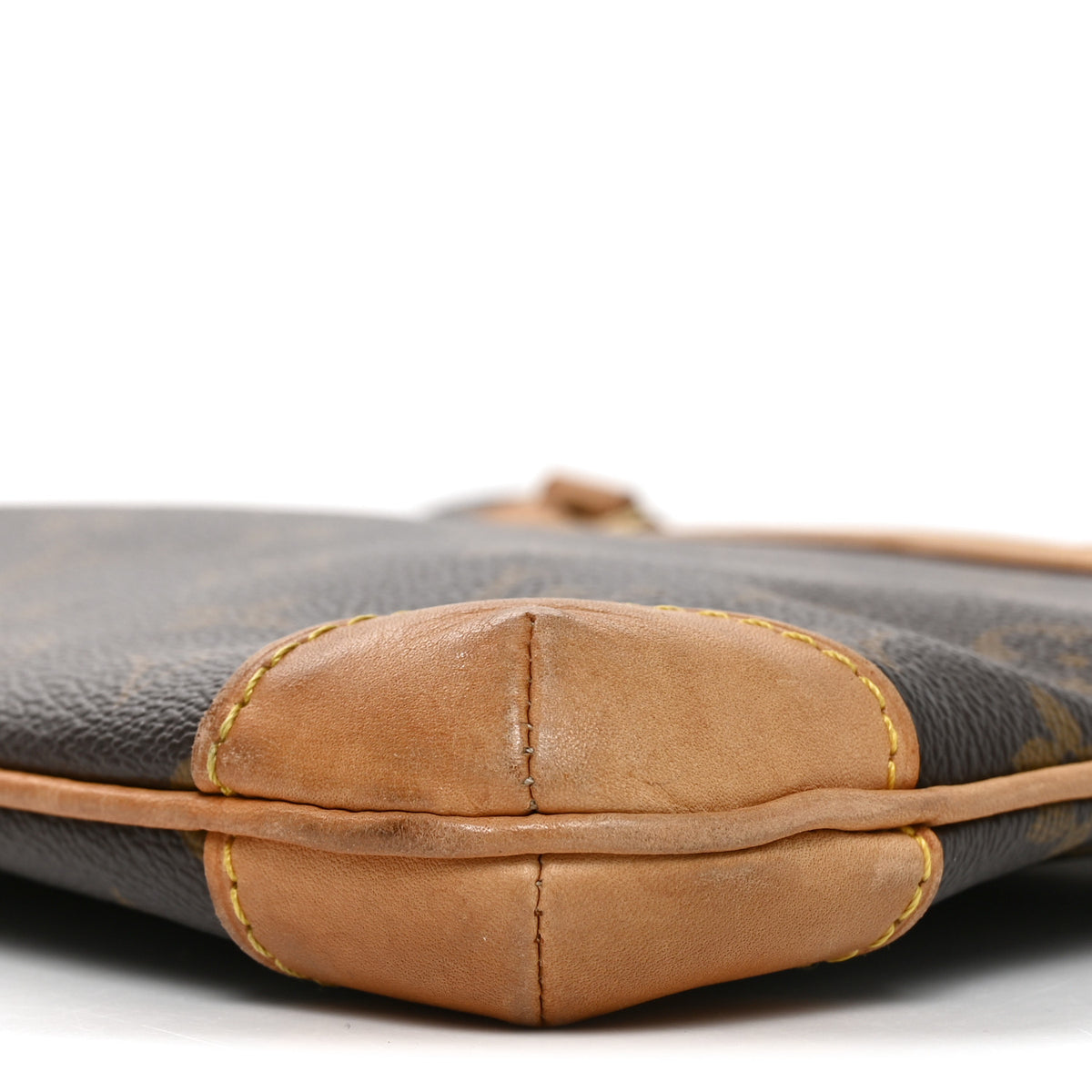 Louis Vuitton Monogram Sac Coussin GM 9 of 9